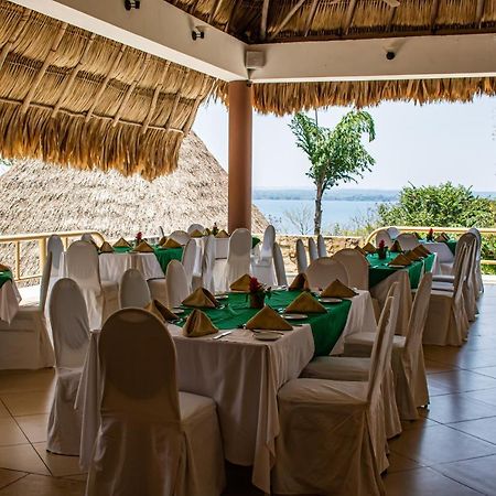 ホテル Camino Real Tikal‎ エル・レマテ エクステリア 写真